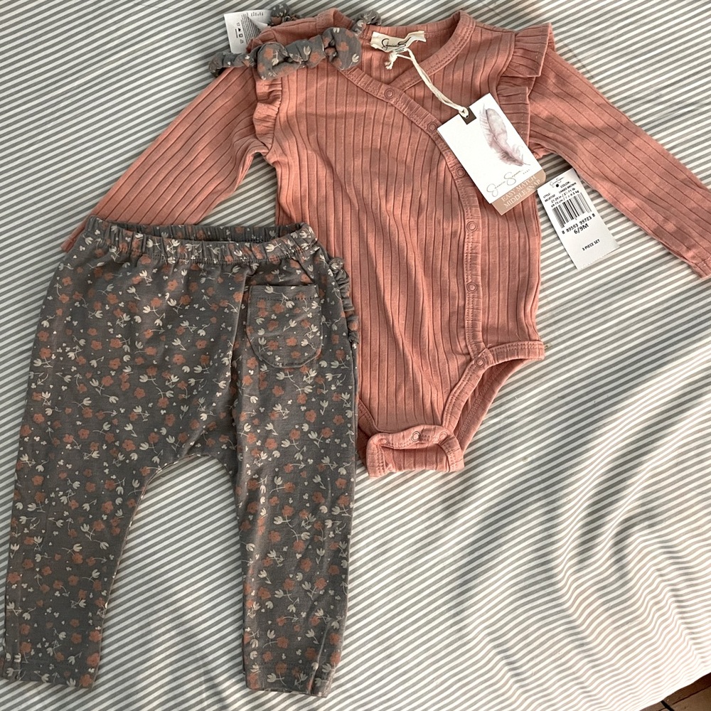 NWT Jessica Simpson 3 piece set